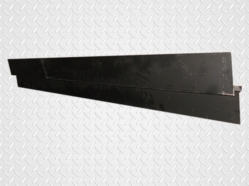 Inner sill with a floor piece L=R